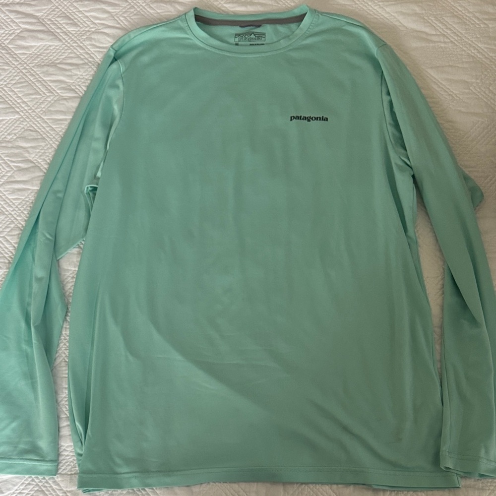 Patagonia Men's Mint Long Sleeve Fishing Sun Shirt